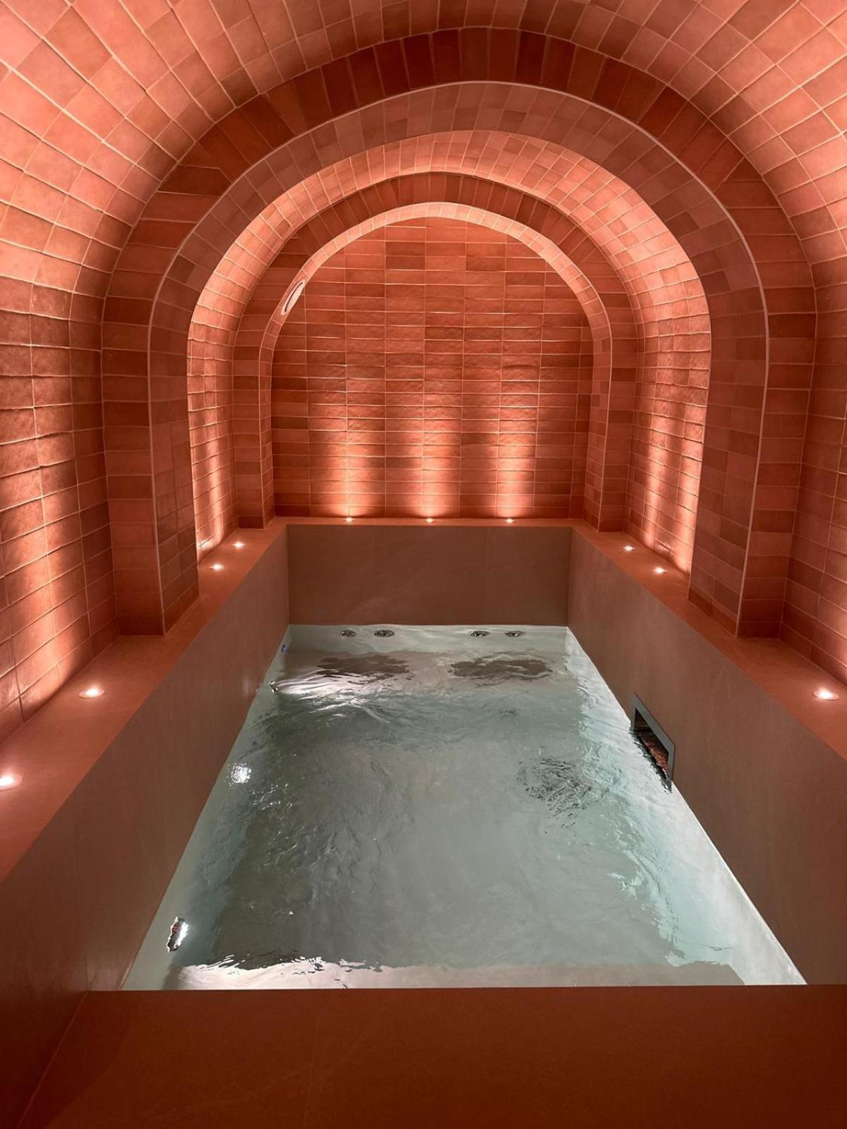 Hotel Ginette A La Folie & Spa Paryż Zewnętrze zdjęcie